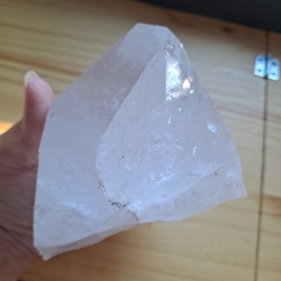 Large Clear Quartz Crystal Point Free Standing Crystal - Picture 3 of 10